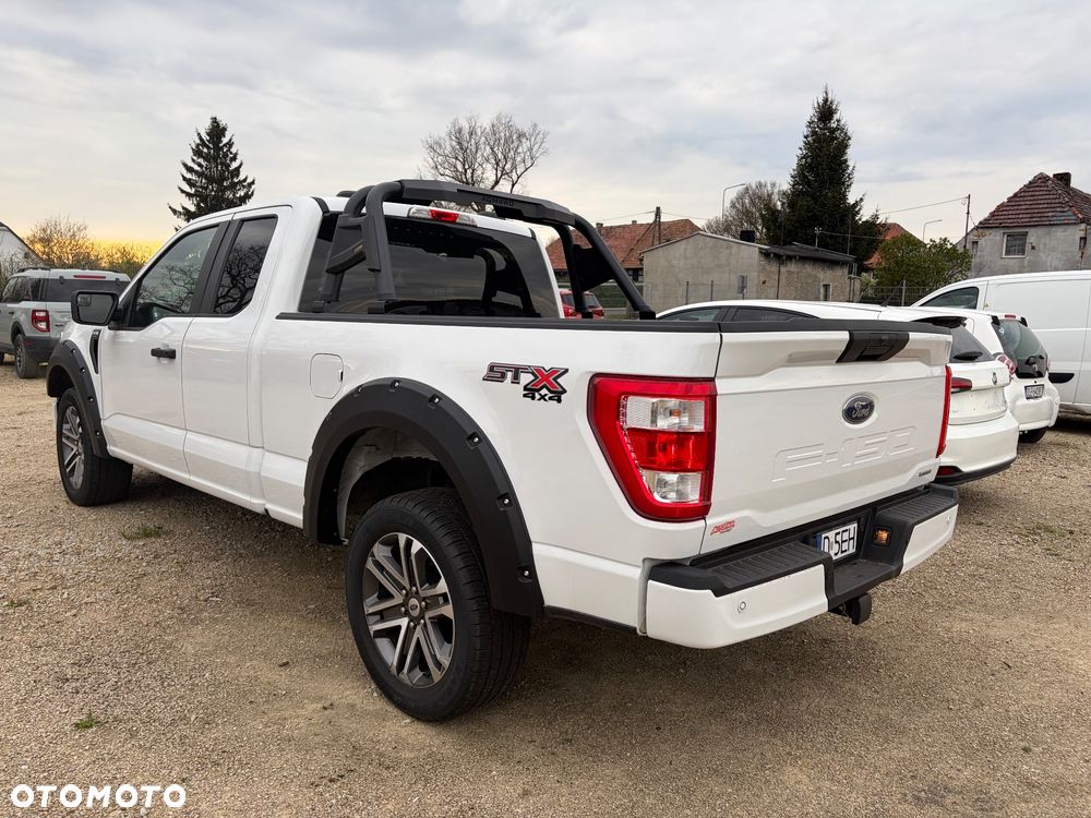Ford F150 - 8