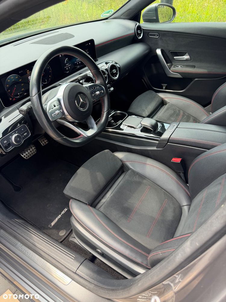 Mercedes-Benz Klasa A 250 7G-DCT AMG Line - 11
