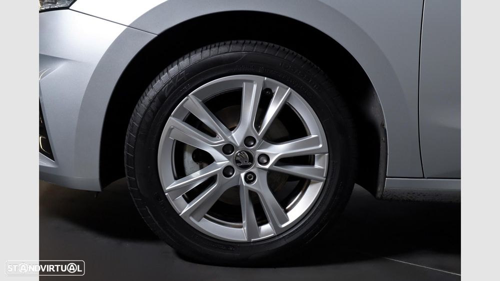 Skoda Fabia 1.0 TSI DSG - 6