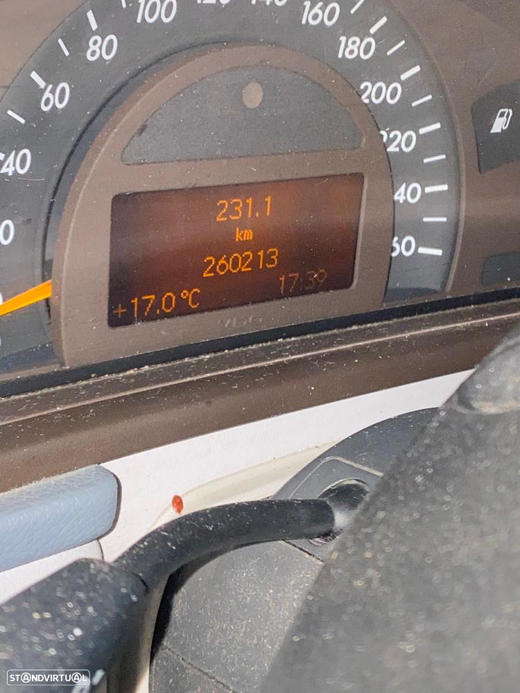 Mercedes-Benz C 220 CDi Classic - 12