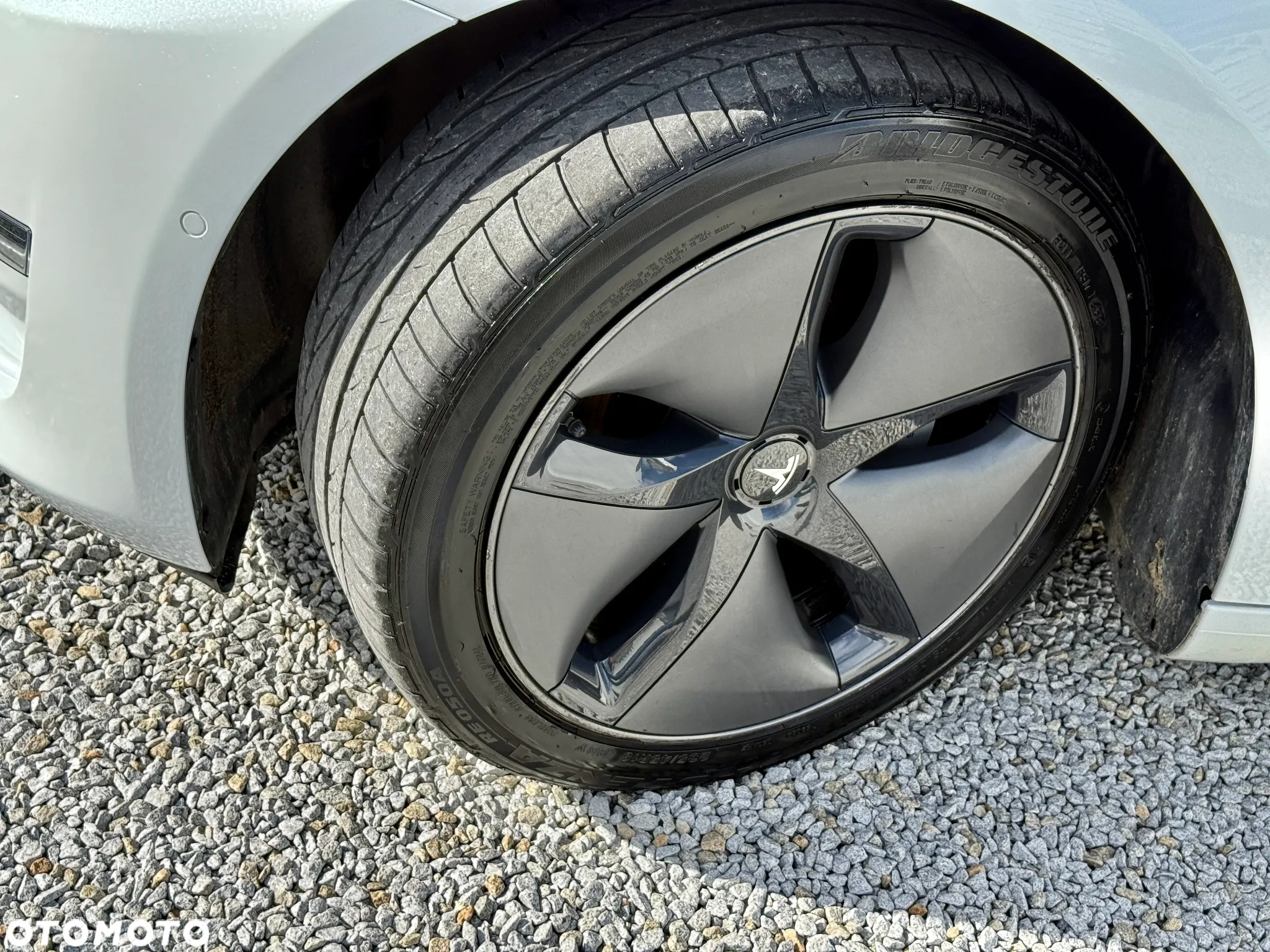 Tesla Model 3 Langstreckenbatterie Allradantrieb Dual Motor - 31