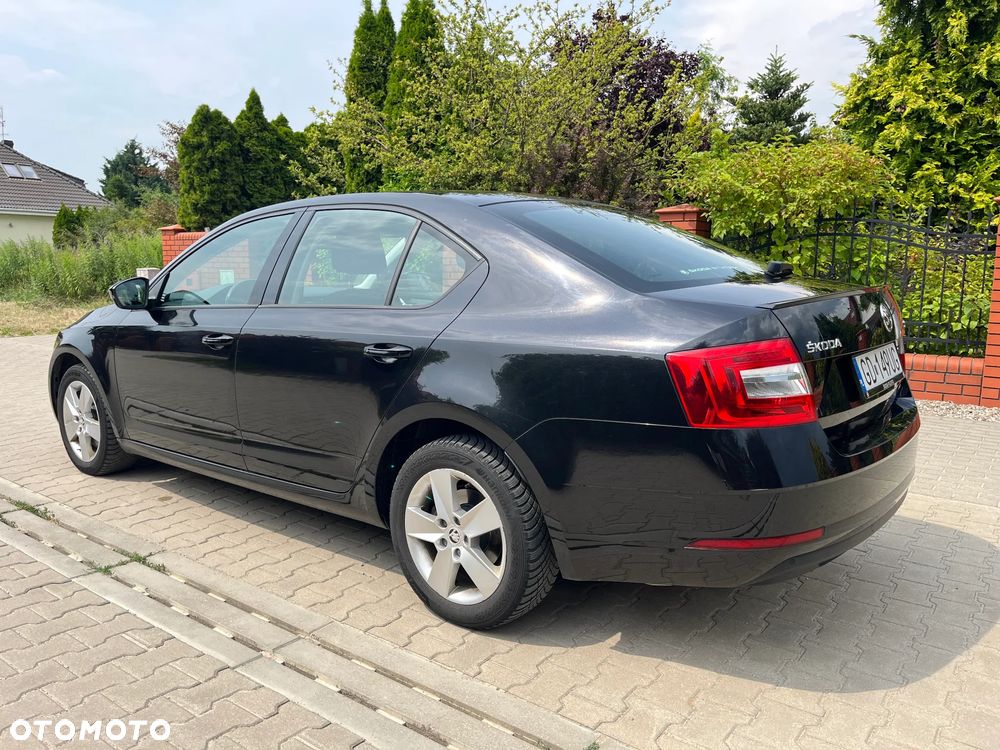 Skoda Octavia 2.0 TDI SCR 4x4 Ambition DSG - 4