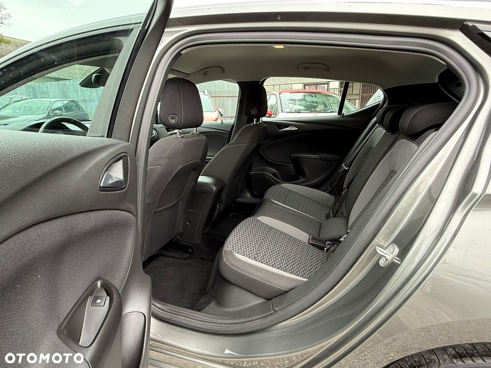 Opel Astra 1.5 D Start/Stop Elegance - 22
