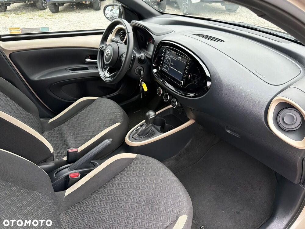 Toyota Aygo X 1.0 VVT-i Style CVT - 9