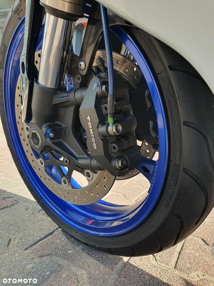 Suzuki GSX-R - 18