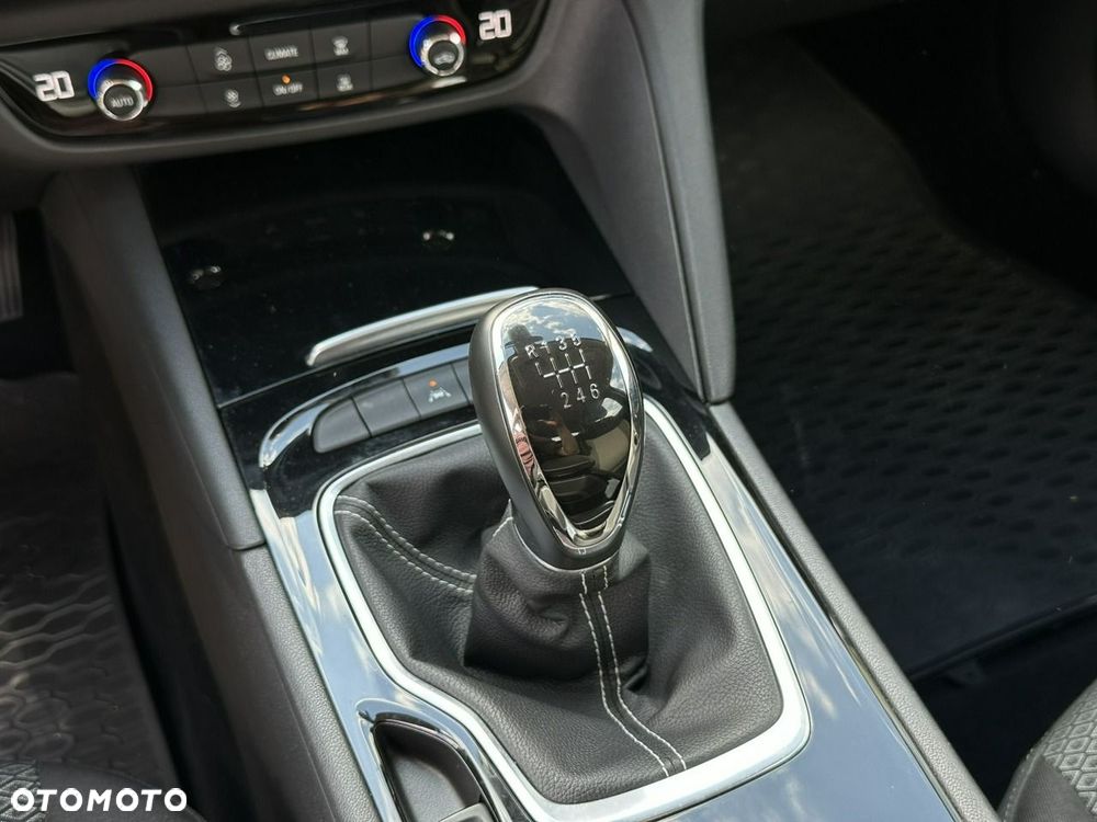 Opel Insignia 1.6 CDTI Enjoy S&S - 24