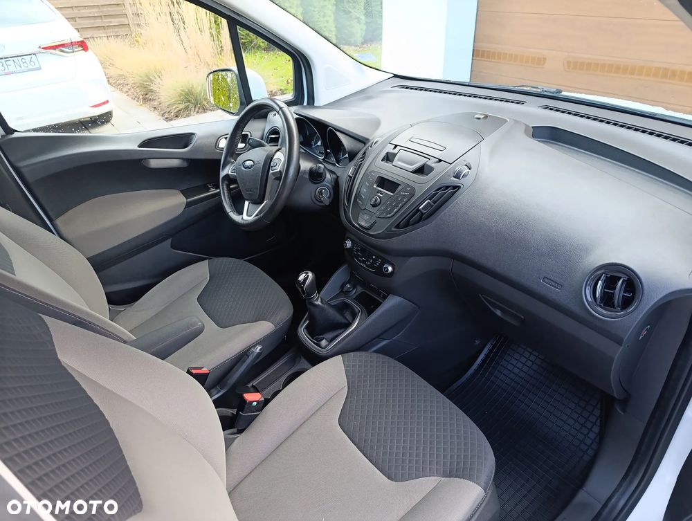 Ford Tourneo Courier 1.5 TDCi Titanium - 13