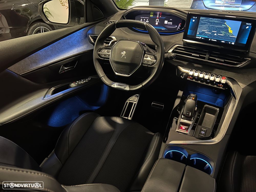 Peugeot 3008 1.5 BlueHDi GT Line EAT8 - 19