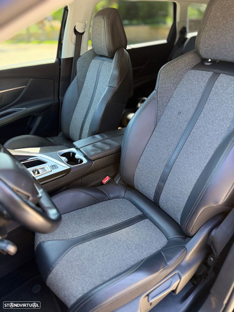 Peugeot 5008 1.5 BlueHDi Allure EAT8 - 5