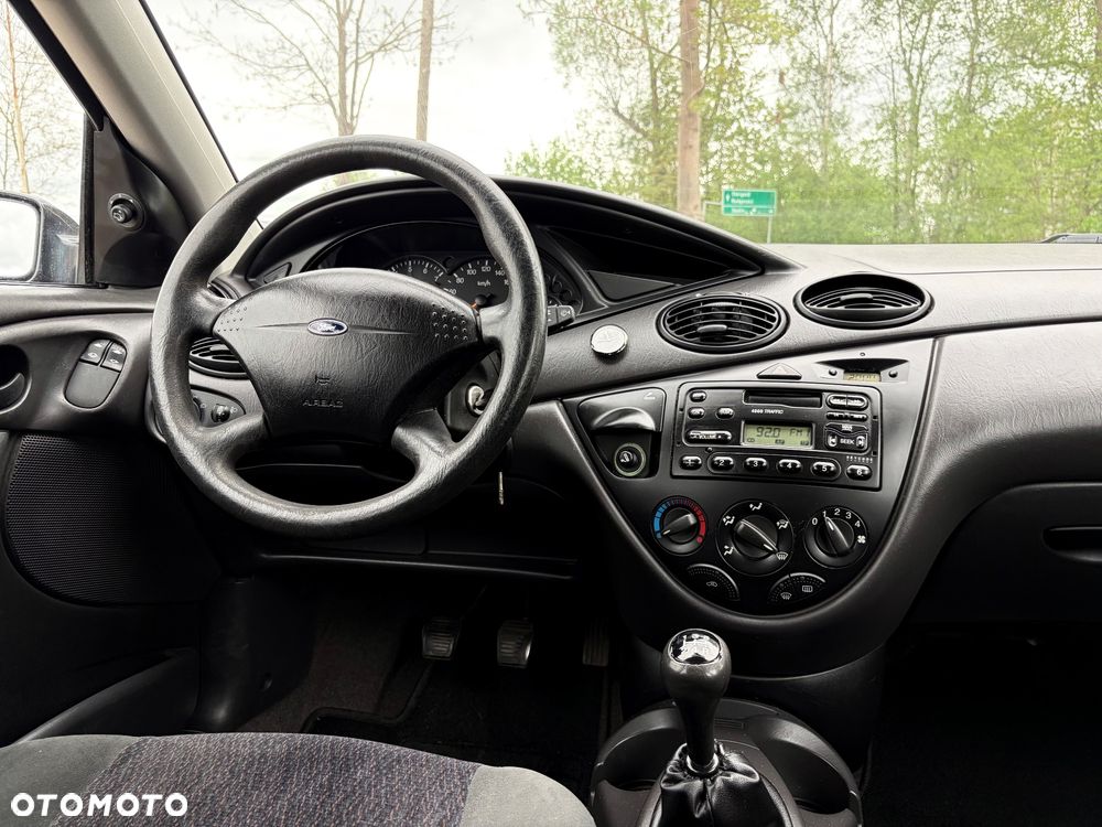Ford Focus - 11