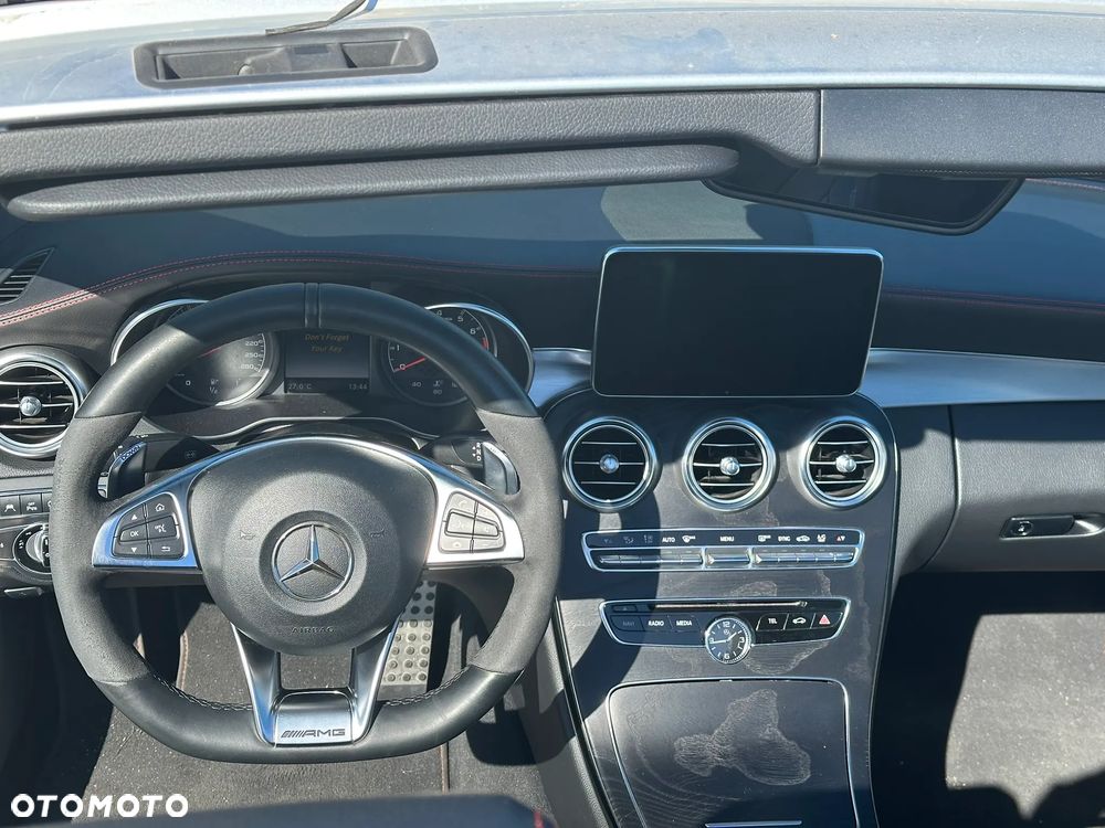 Mercedes-Benz Klasa C AMG 43 4-Matic - 20