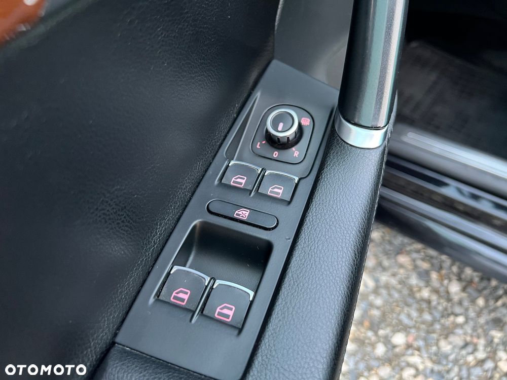 Volkswagen Passat - 29