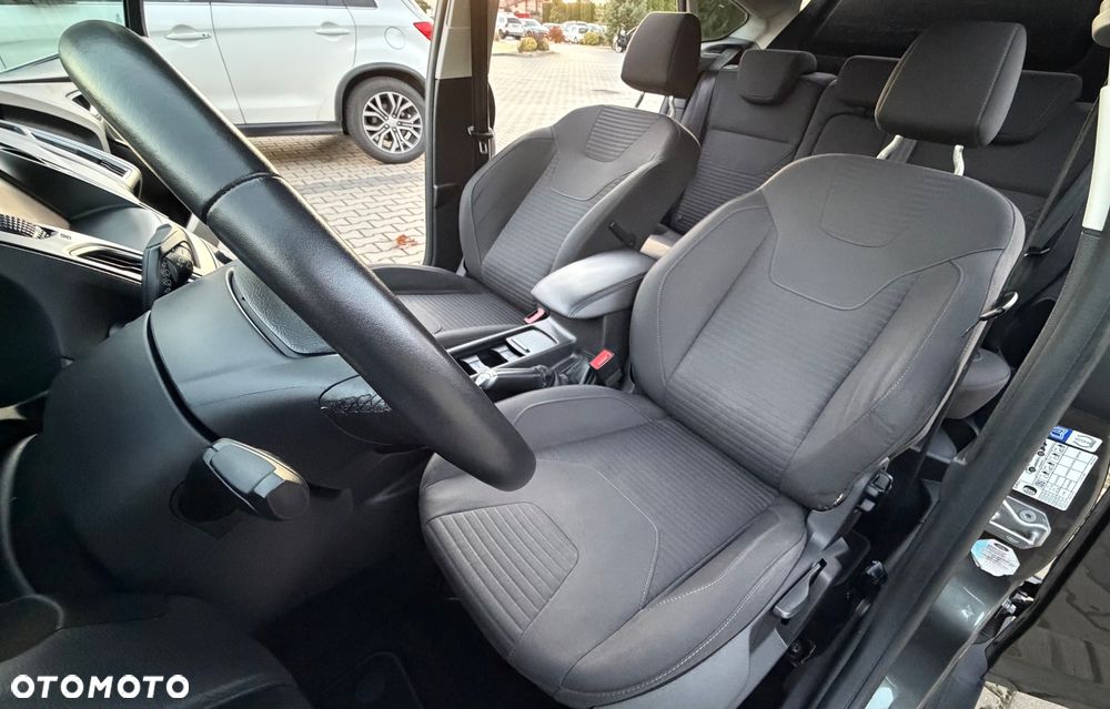 Ford Focus 1.5 EcoBoost STart-Stopp-System TITANIUM - 28