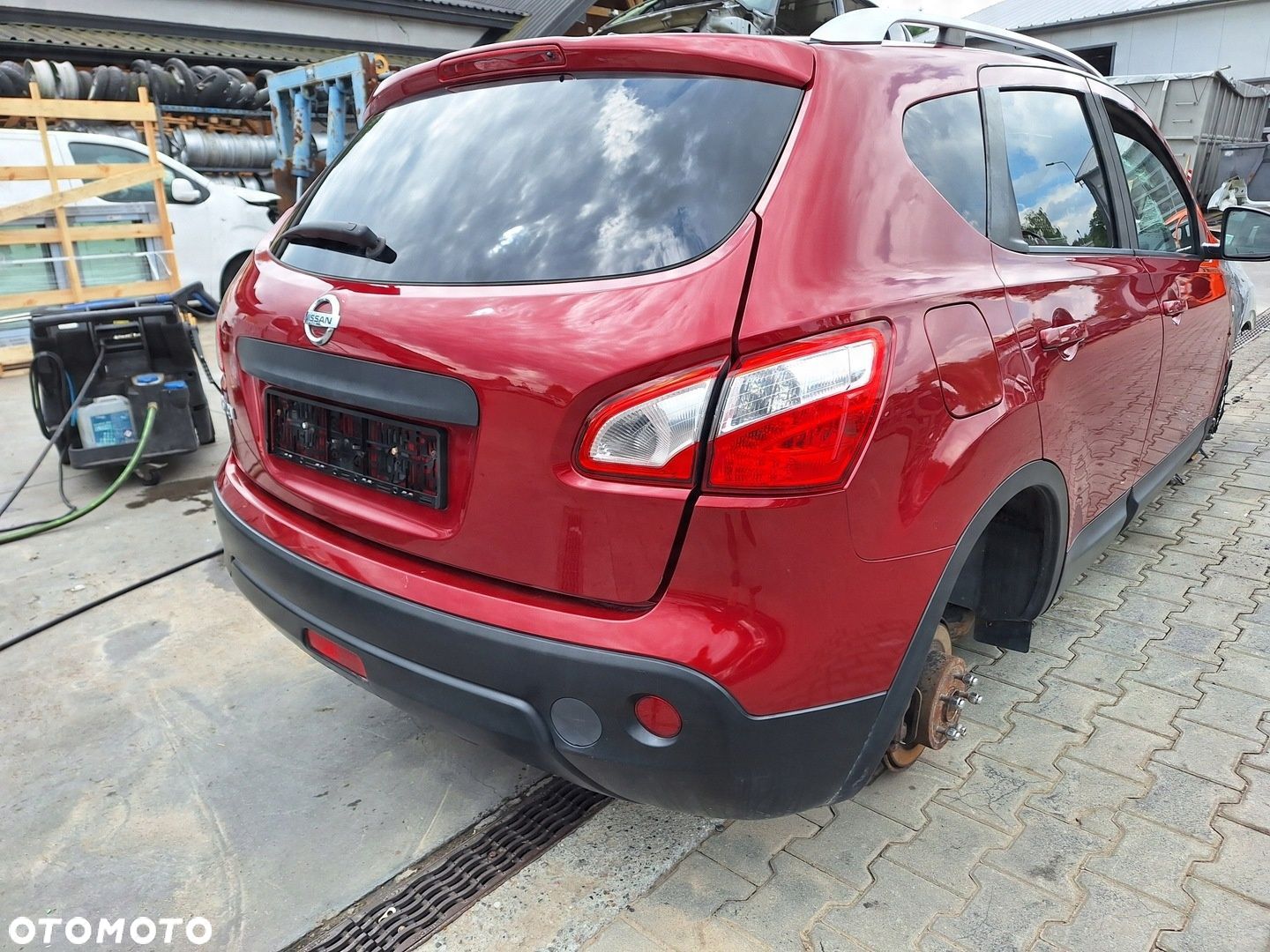 NISSAN QASHQAI 1 I J10 LIFT 09-13 NAROŻNA DO BŁOTNIKA LAMPA TYŁ PRAWA - 1