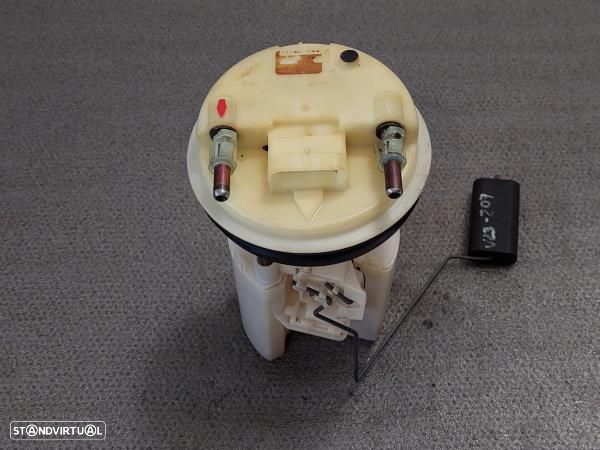 Bomba / Boia Combustivel  Mitsubishi Carisma (Da_) - 1