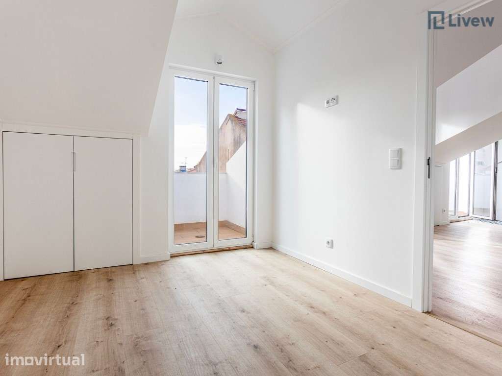 Penthouse T1 exclusiva com varandas junto à Av. Liberdade - Grande imagem: 3/22