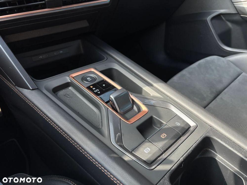 Cupra Formentor 1.5 eTSI mHEV DSG - 17