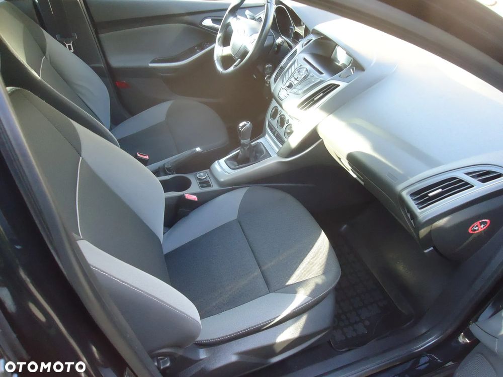 Ford Focus 1.6 Silver X - 11