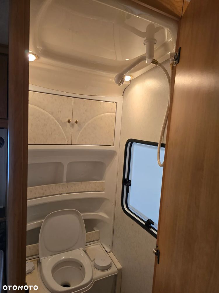 Hobby 495 UFE namiot prysznic WC przyczepa kempingowa DOSTAWA - 5