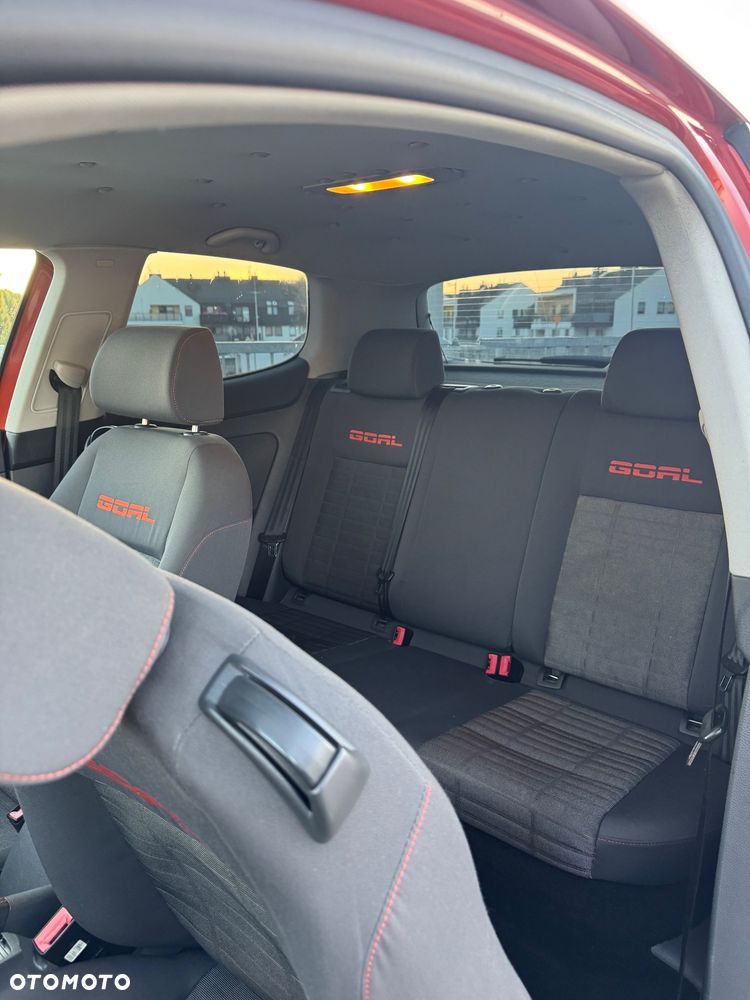 Volkswagen Golf - 10
