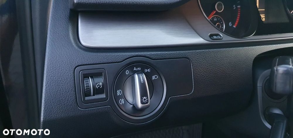 Volkswagen Passat 2.0 TDI Comfortline Optimum DSG - 27