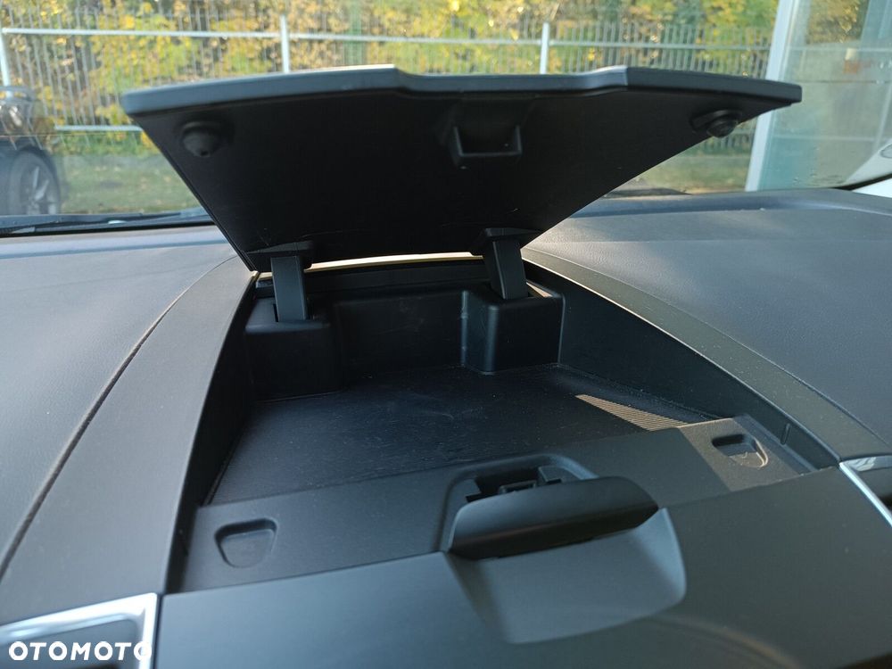 Ford S-Max 2.0 EcoBlue Titanium - 30