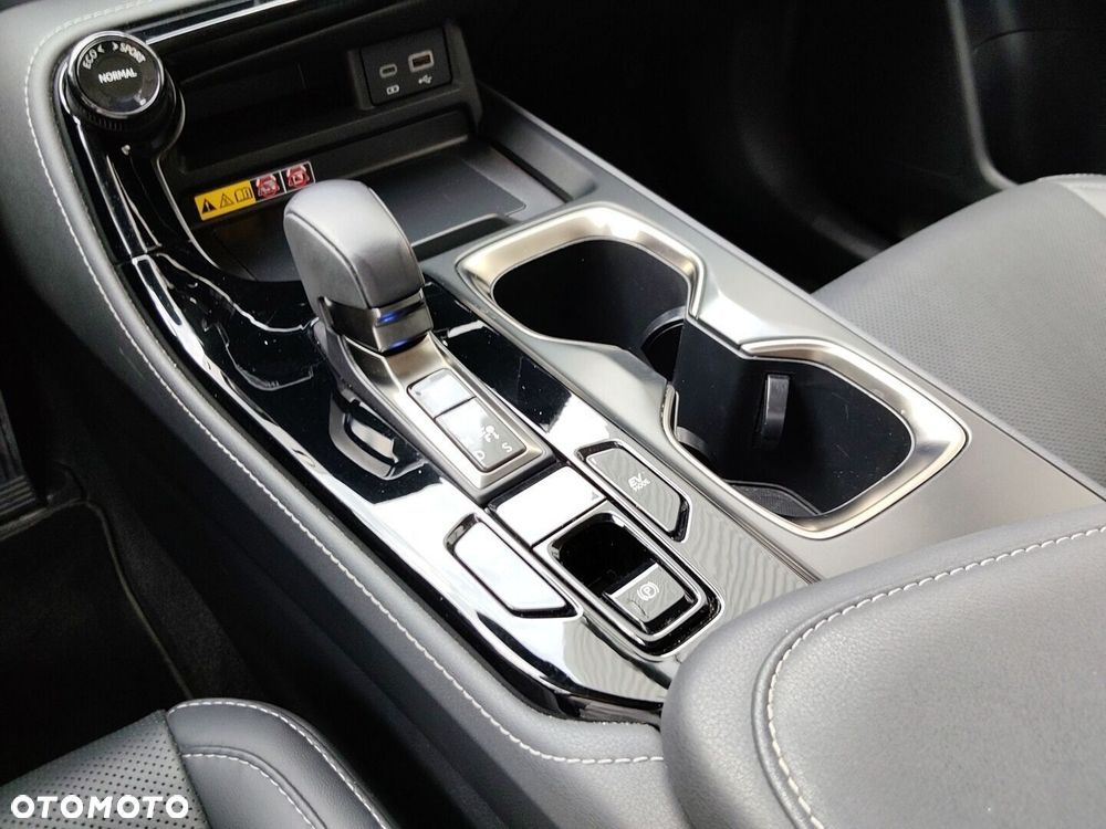 Lexus NX 350h Prestige 2WD - 23