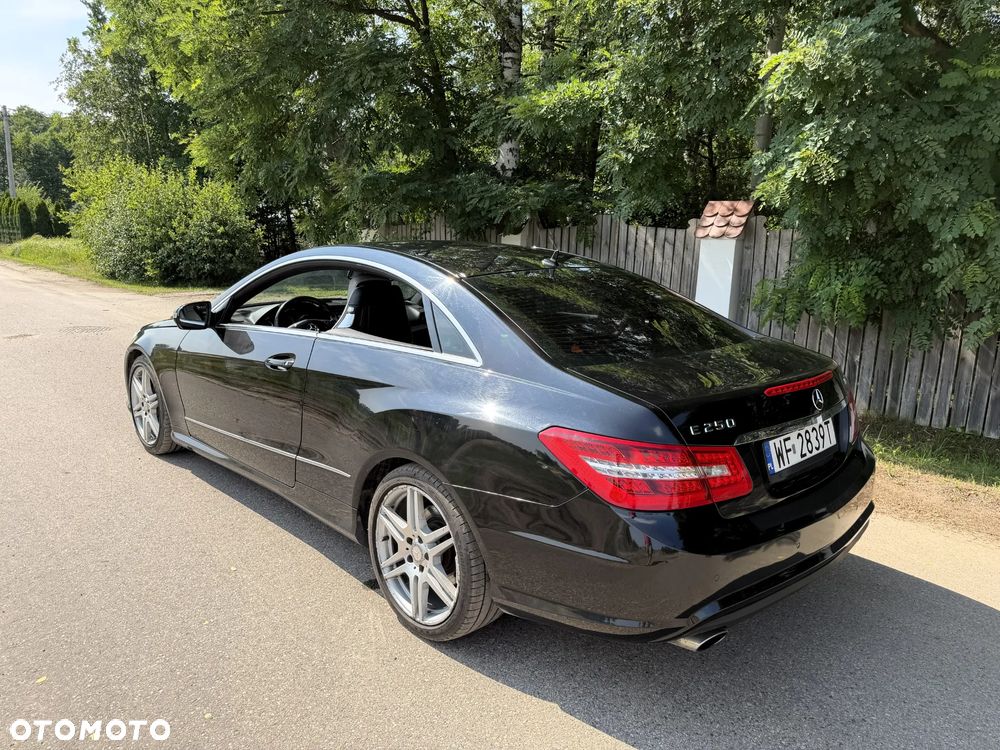Mercedes-Benz Klasa E 250 CDI DPF BlueEFFICIENCY Automatik Elegance - 5