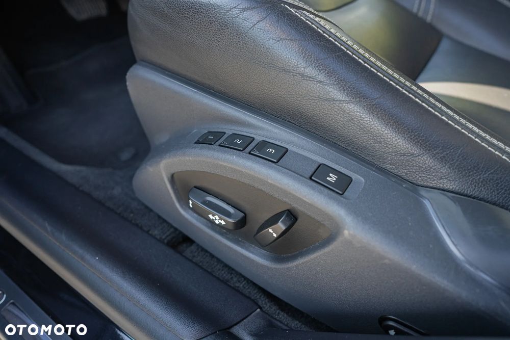 Volvo V60 T5 Drive-E R-Design Momentum - 24