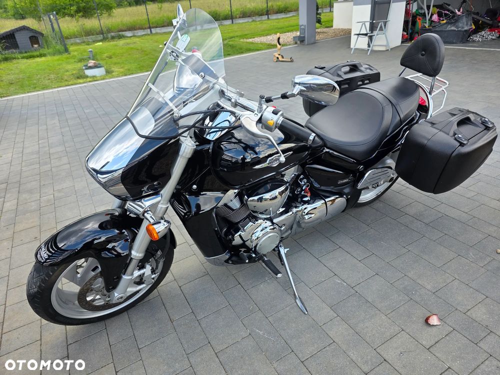 Suzuki Intruder - 19