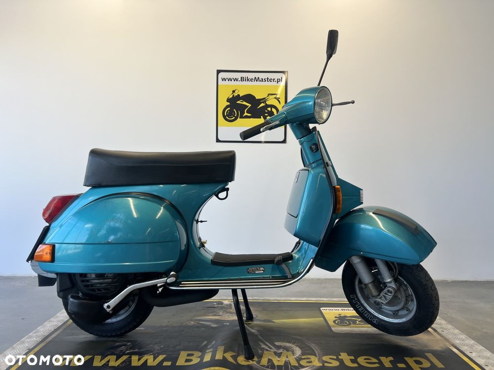 Piaggio Vespa - 1