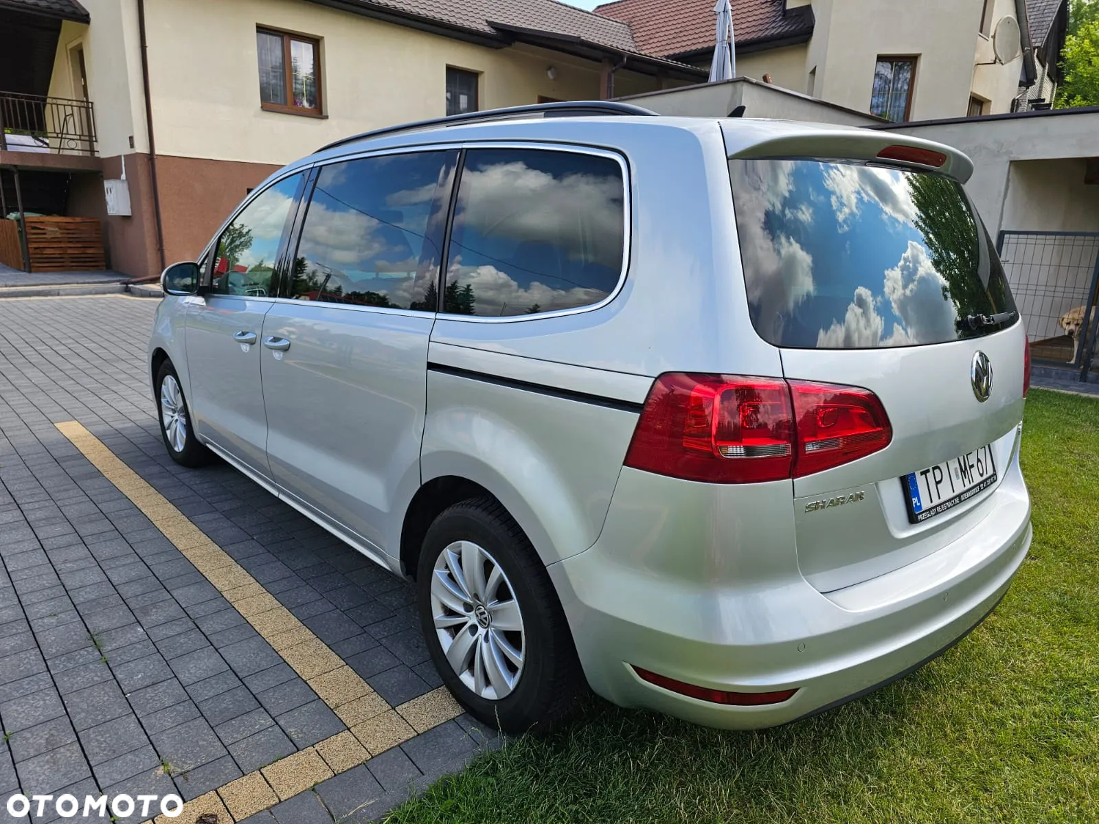 Volkswagen Sharan 2.0 TDI BlueMotion Technology Highline - 2