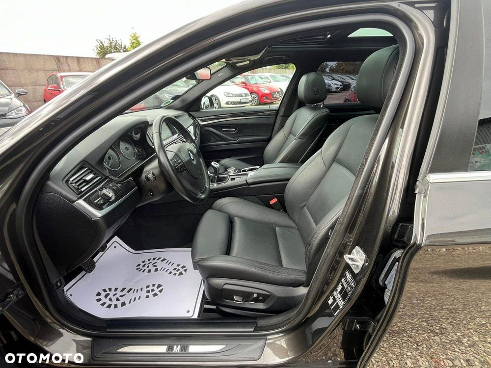 BMW Seria 5 520d Luxury Line - 21