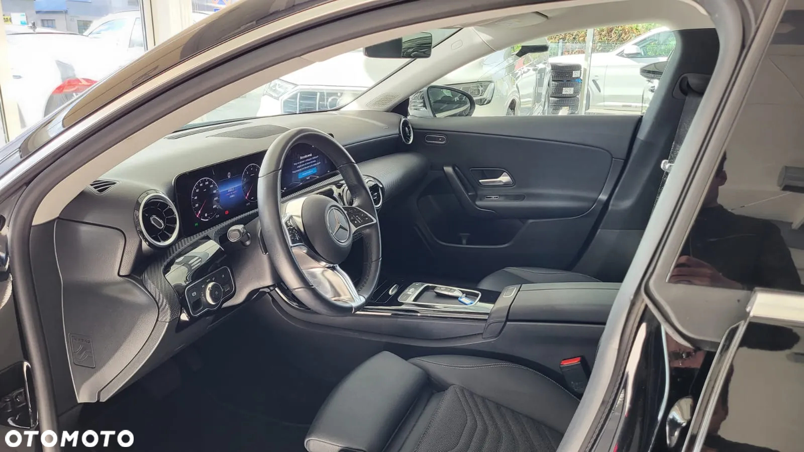 Mercedes-Benz CLA - 5