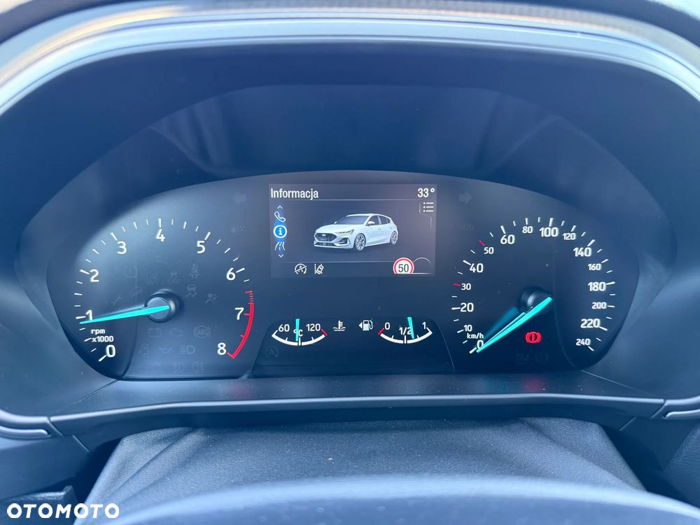 Ford Focus 1.0 EcoBoost ST-Line Style - 24