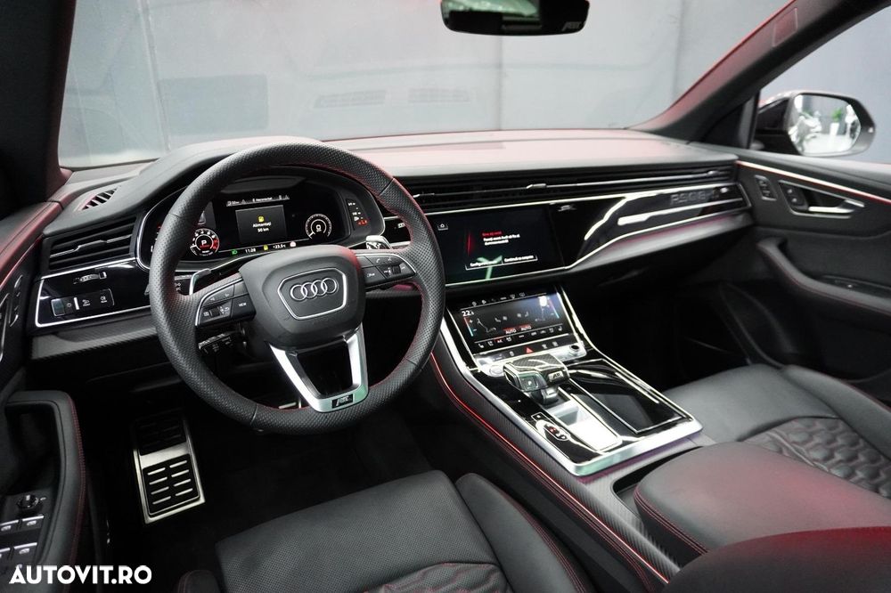Audi RS Q8 - 15