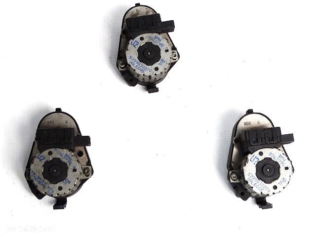 BMW 5 E39   X5 E53 Silniczek Siłownik Nagrzewnicy Przepustnicy Nawiewu Dmuchawy U2 64118363795 8363795 64116935443 6935443  BMW 520d 520i 525d 525i 525tds 528i 530i 540i M5 523i - 2