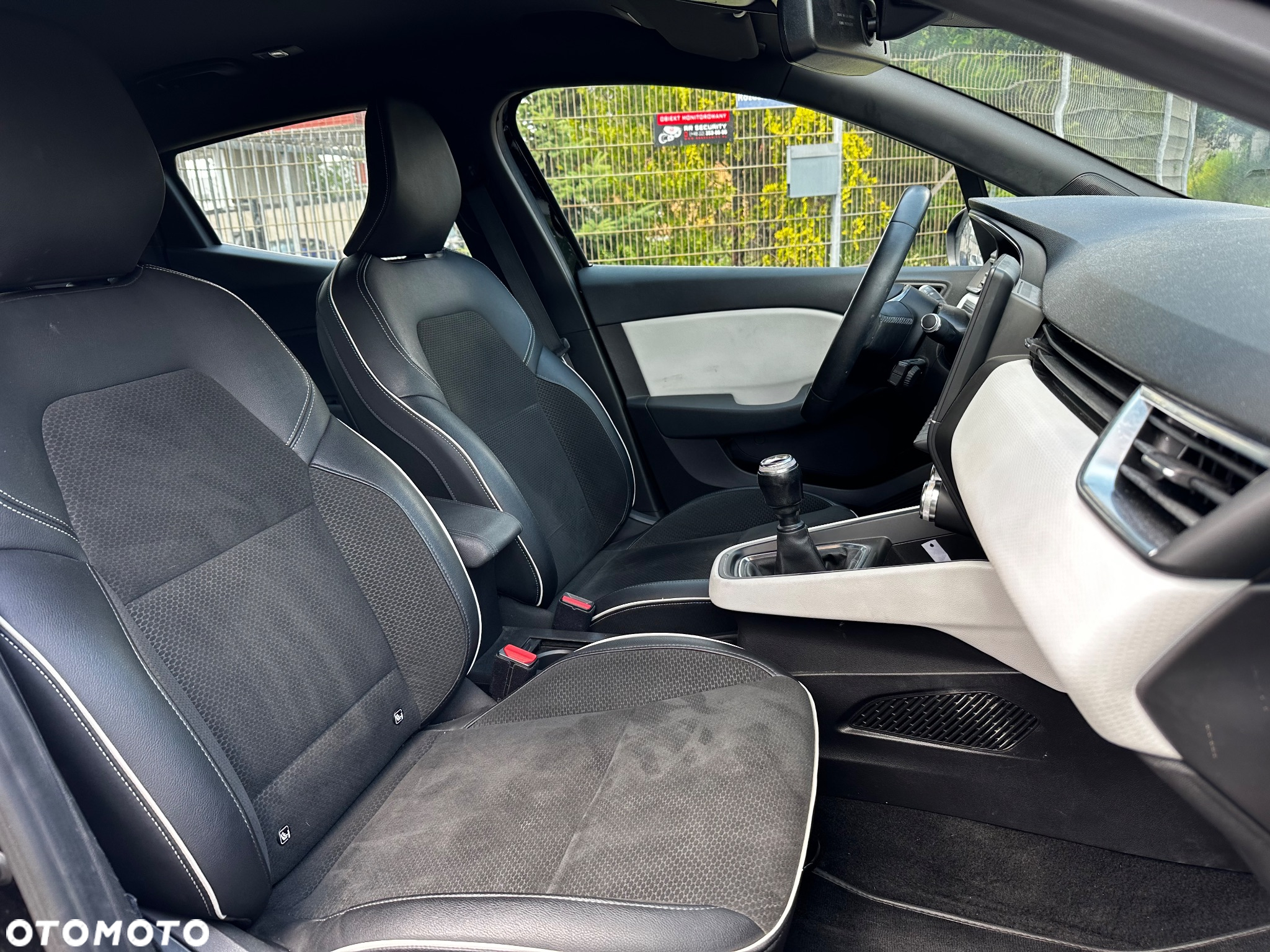Renault Clio - 15