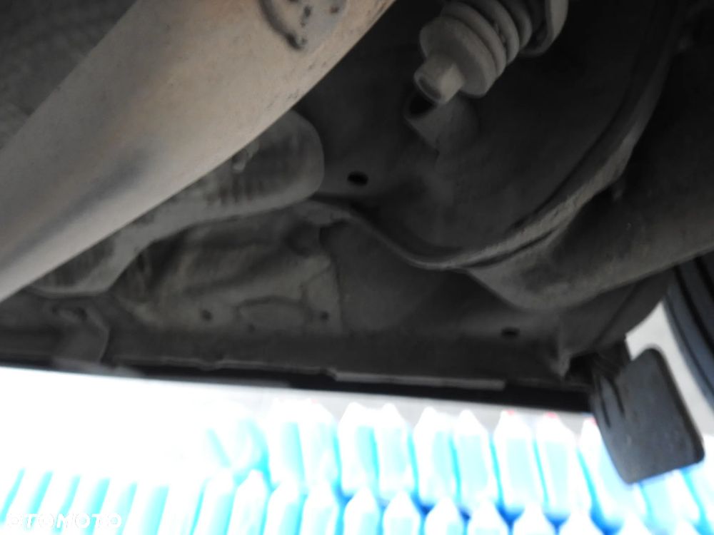 Honda Civic 1.4 Comfort - 26