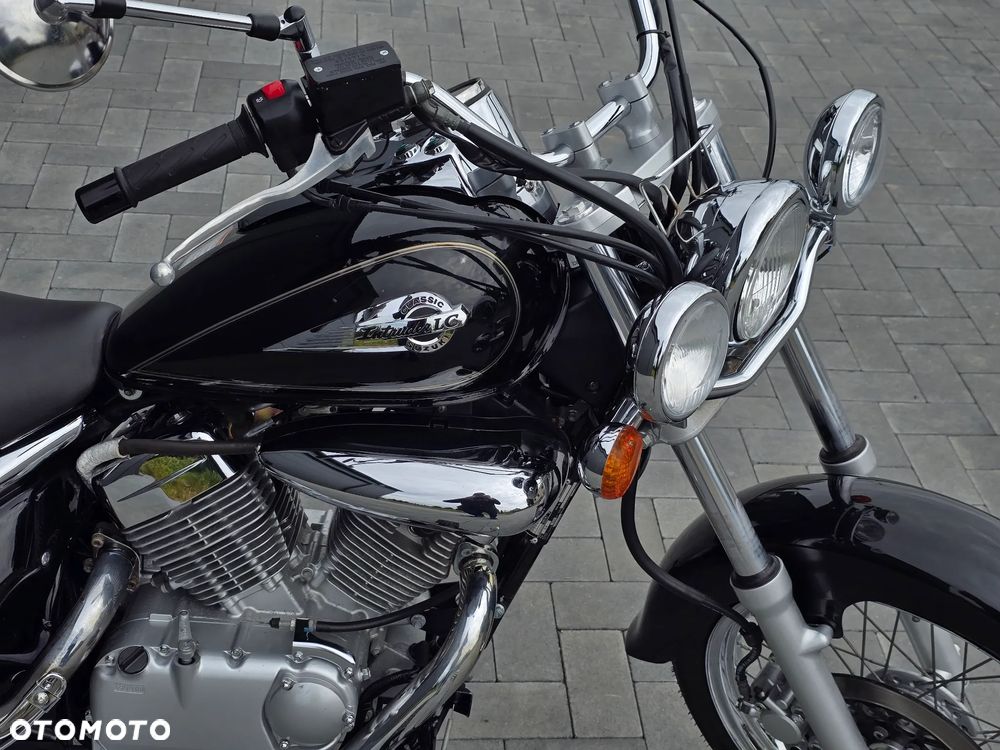 Suzuki Intruder - 16