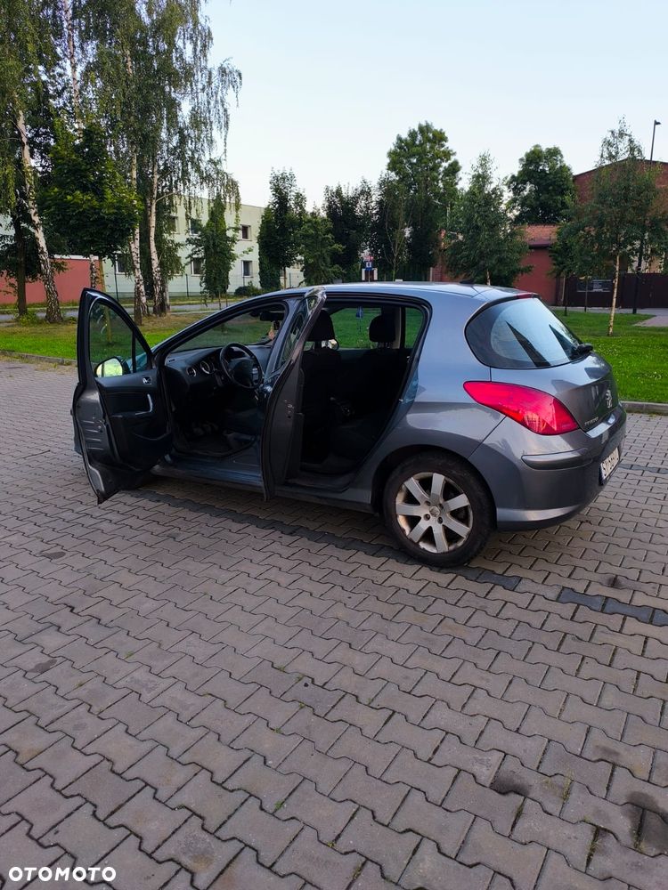 Peugeot 308 - 11