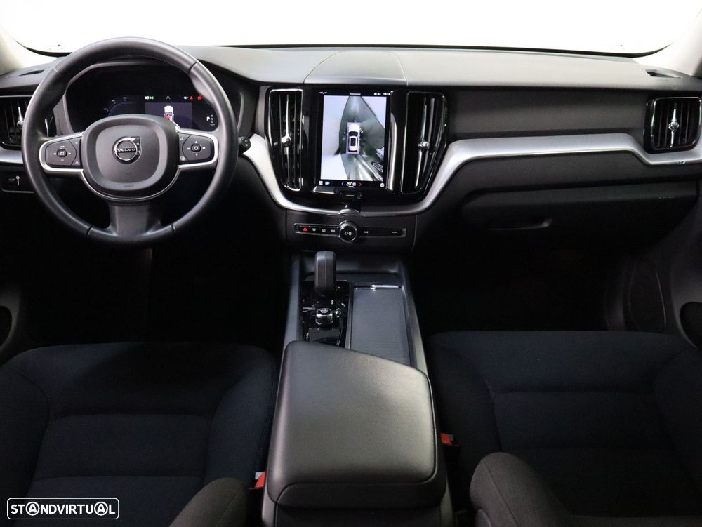 Volvo XC 60 2.0 B4 Momentum Plus - 9