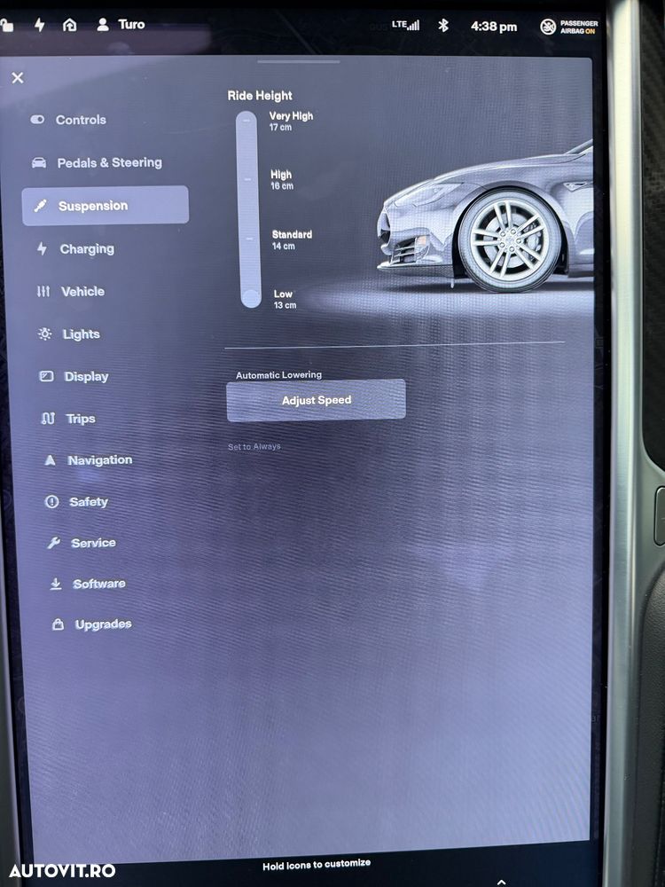 Tesla Model S - 3