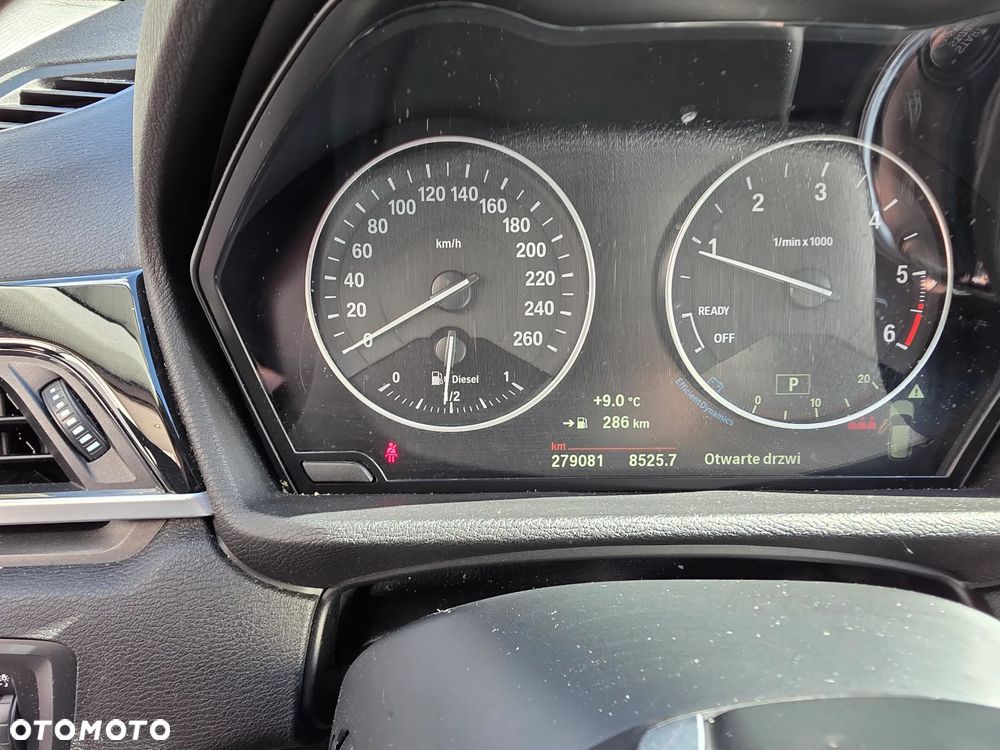 BMW X1 sDrive18d - 9