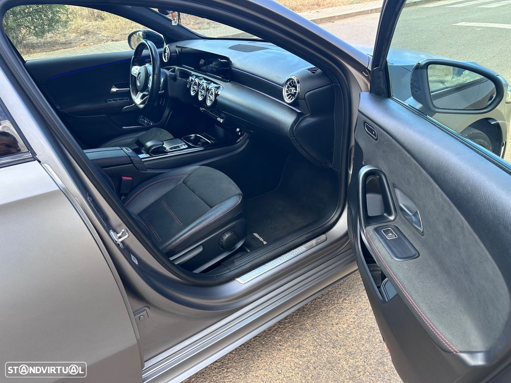 Mercedes-Benz A 250 Limousine - 8