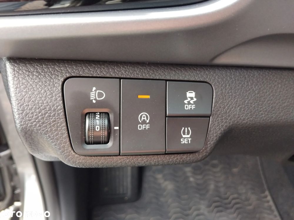 Kia Stonic 1.2 L - 18
