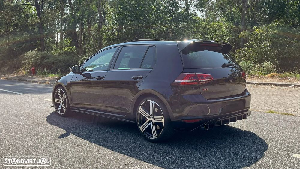 VW Golf 2.0 TSi GTi DSG - 4