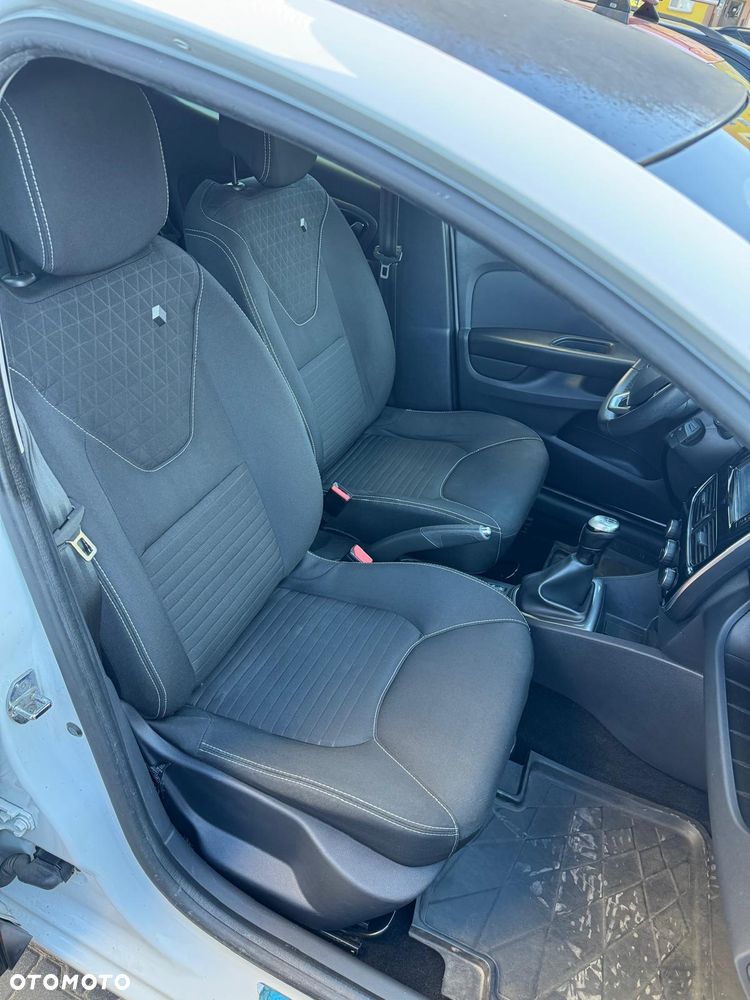 Renault Clio 1.2 16V Limited - 8