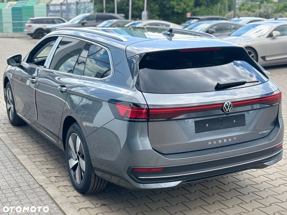 Volkswagen Passat Variant - 6