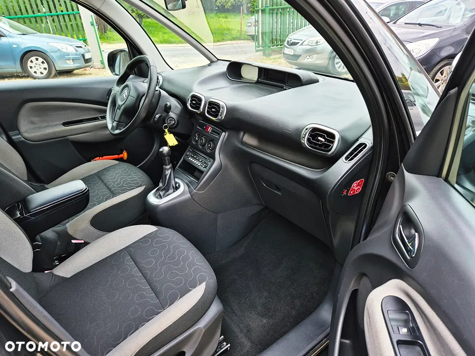 Citroën C3 Picasso 1.6i Exclusive - 37